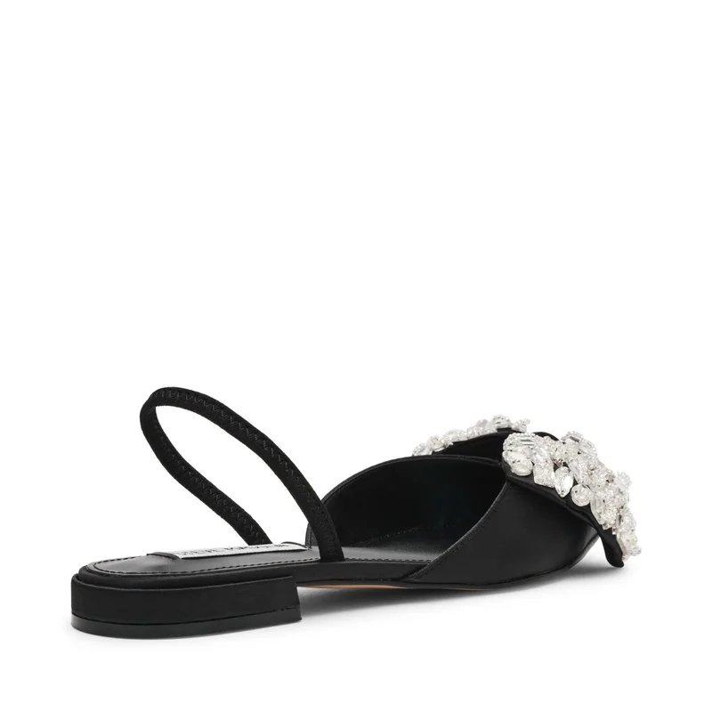 STEVE MADDEN Sloane St. Black Flat Sandals